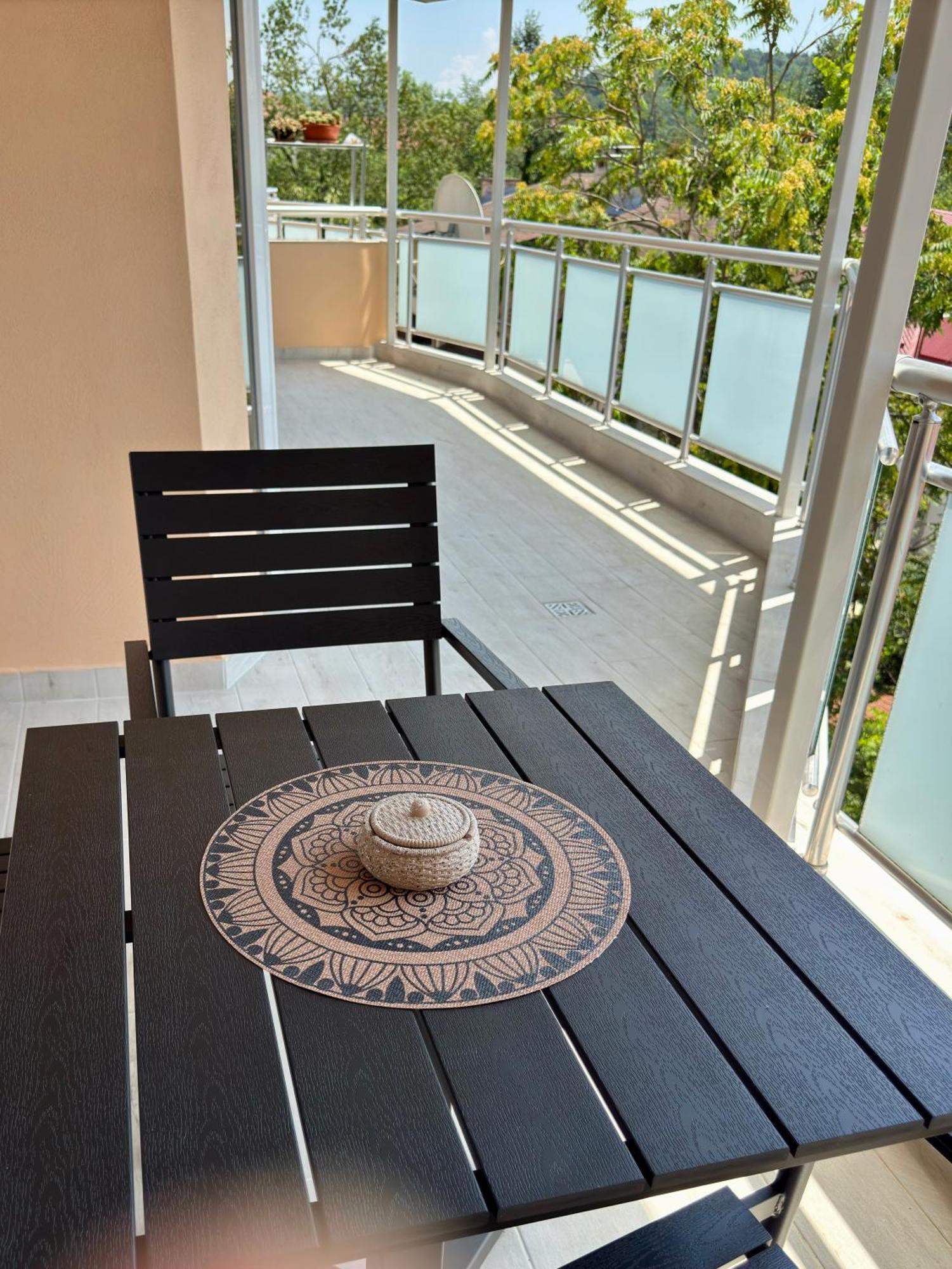 Parkcentral Luxury In City Center 7 大特尔诺沃 外观 照片