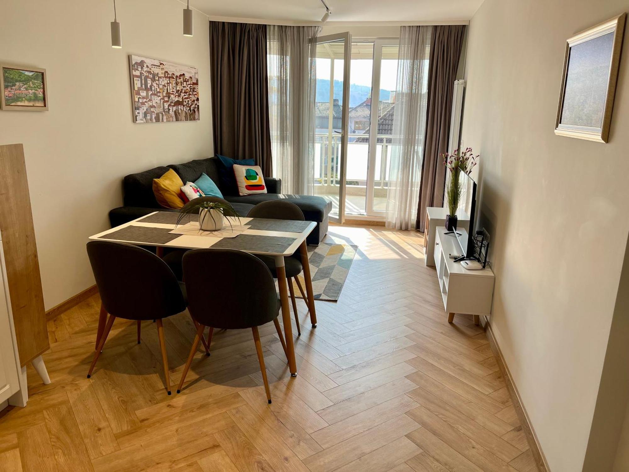 Parkcentral Luxury In City Center 7 大特尔诺沃 外观 照片