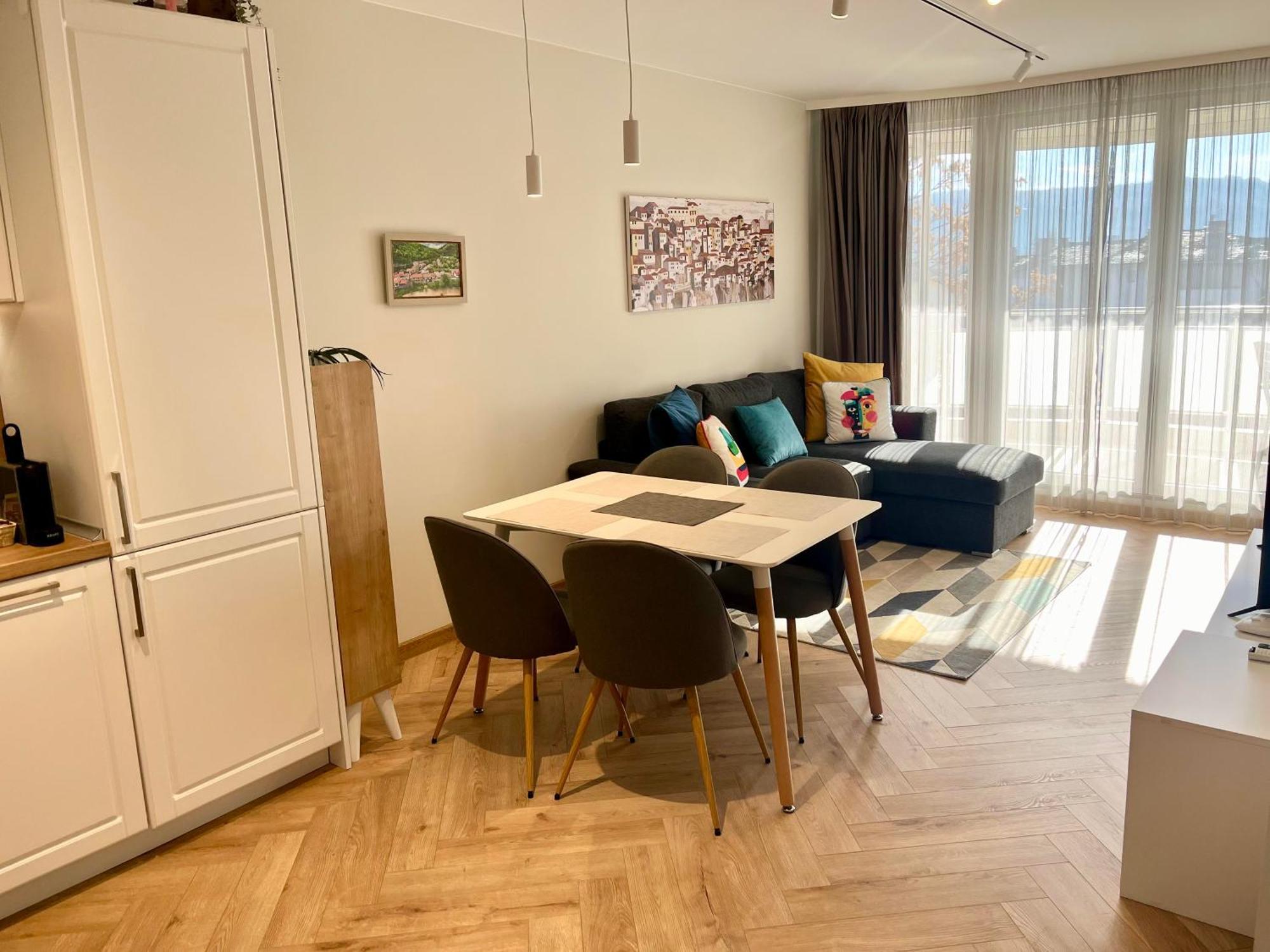 Parkcentral Luxury In City Center 7 大特尔诺沃 外观 照片