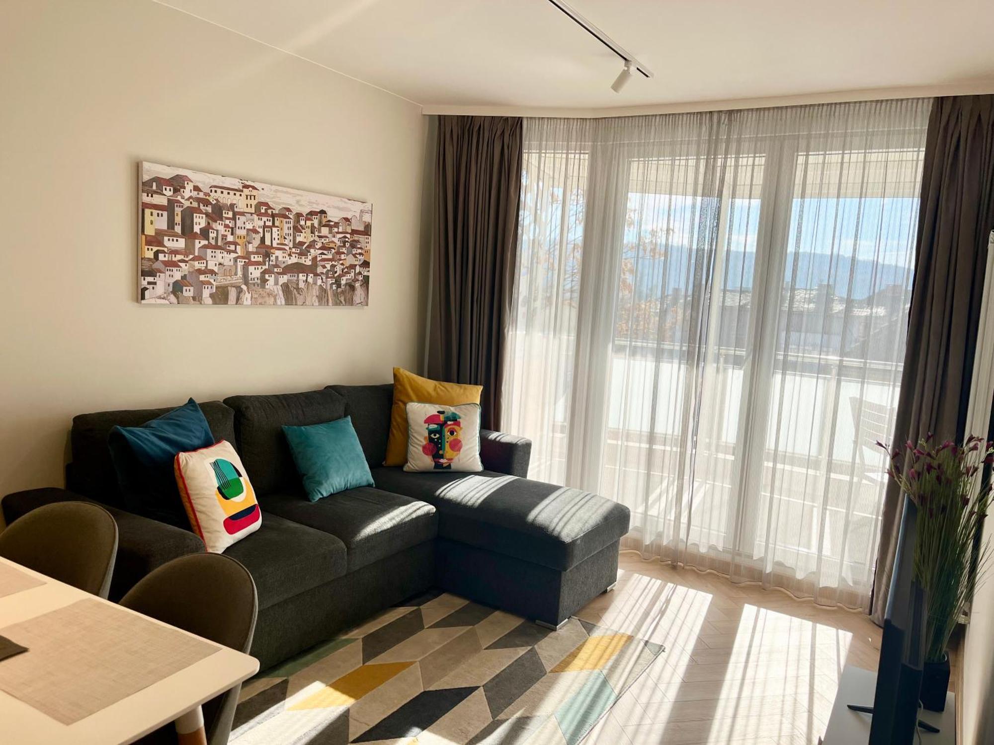 Parkcentral Luxury In City Center 7 大特尔诺沃 外观 照片